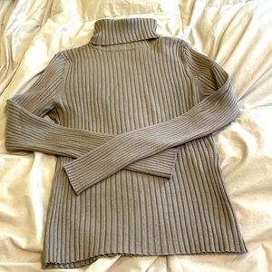 Merona turtleneck sweater in taupe. Size M